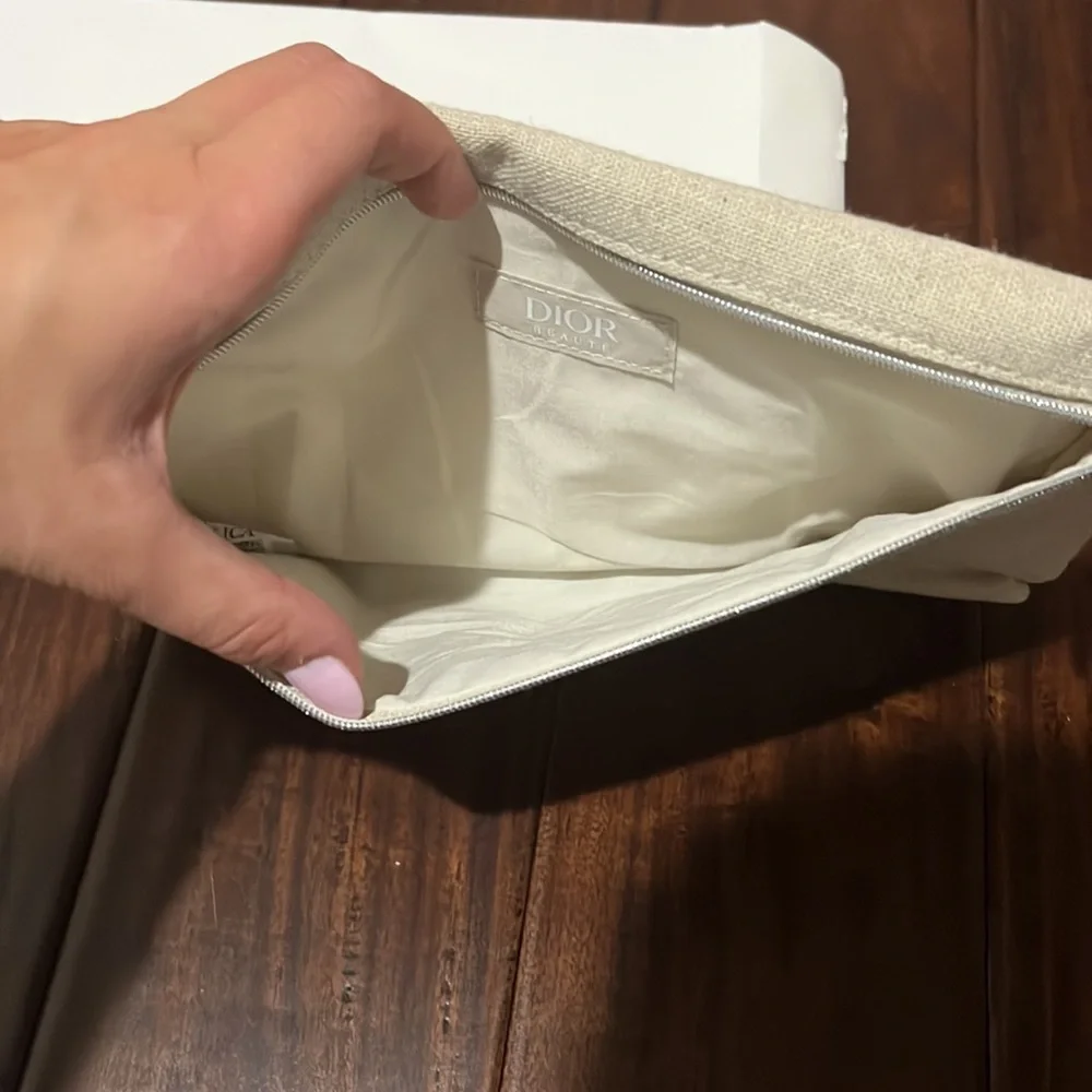 DIOR - Picture 4 of 4